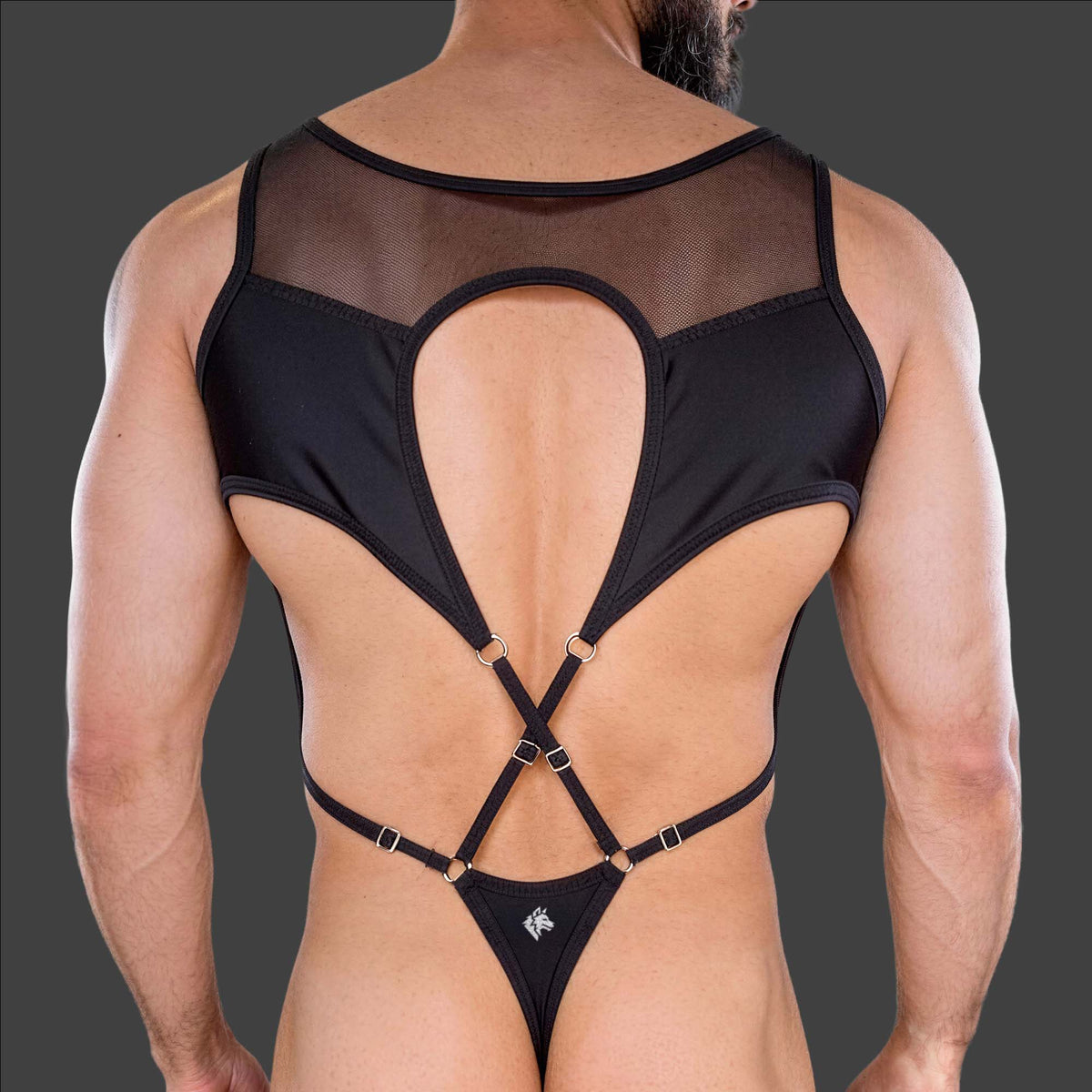 Traje CAGE